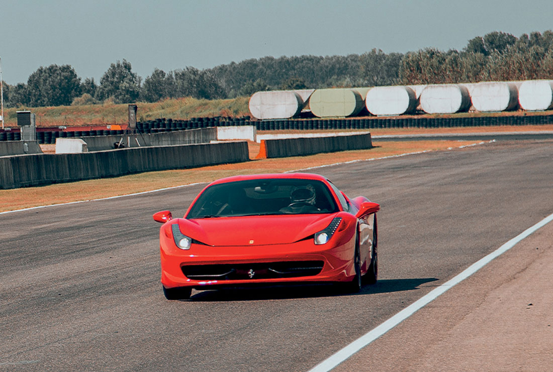 Ferrari 458 Italia, alle origini di un mito dal motore potente 